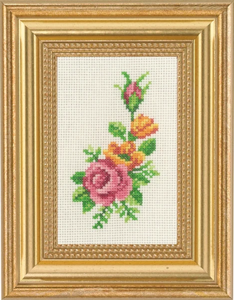 Embroidery Kit Roses and Yellow Flowers 9 x 14 cm / 3.54 x 5.51 in