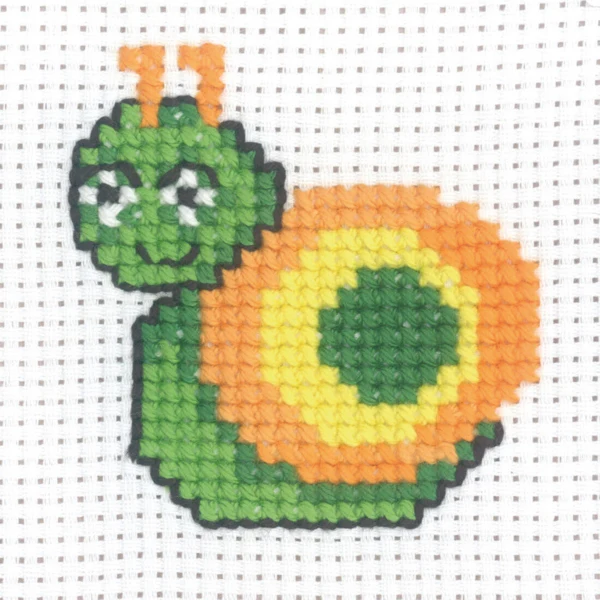 Embroidery Kit Snail 8 x 8 cm / 3.15 x 3.15 in