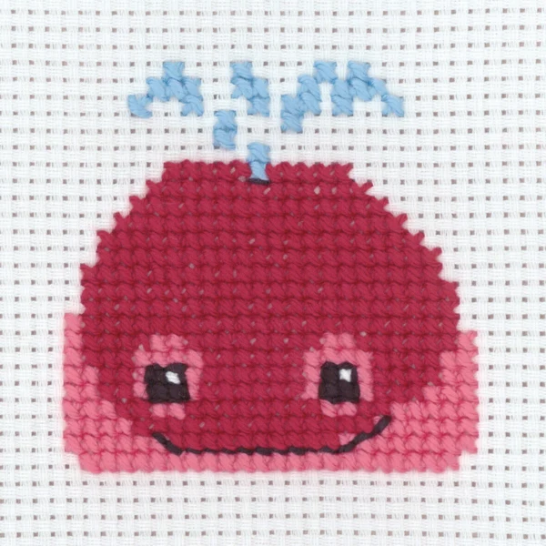 Embroidery Kit Whale 8 x 8 cm / 3.15 x 3.15 in