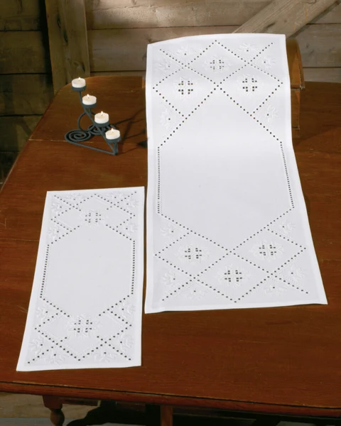 Embroidery Kit Hardanger 40 x 107 cm / 15.75 x 42.13 in
