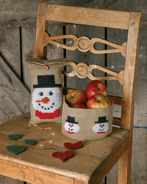 Embroidery Kit Gift Bag Snowman 14 x 23 cm / 6 x 9 in