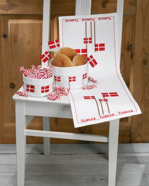 Embroidery Kit Large Basket Flag 17 Ø cm / 6.69 Ø in dia.