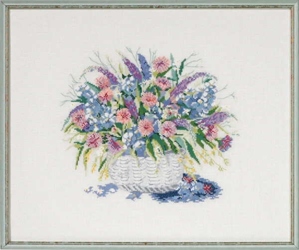 Embroidery Kit Basket w/ Flowers II 48 x 40 cm / 18.9 x 15.75 in