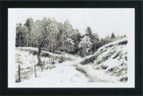 Embroidery Kit Markvejen 15 x 24 cm / 6 x 9 in