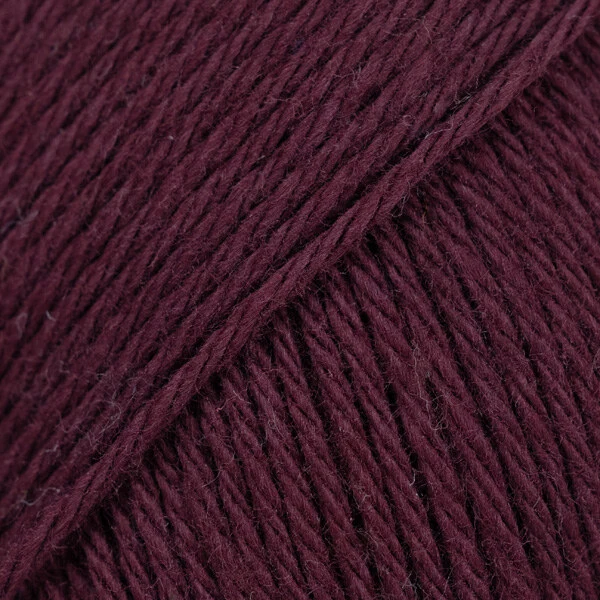 DROPS Magic 82 Dark grape (Uni Colour)