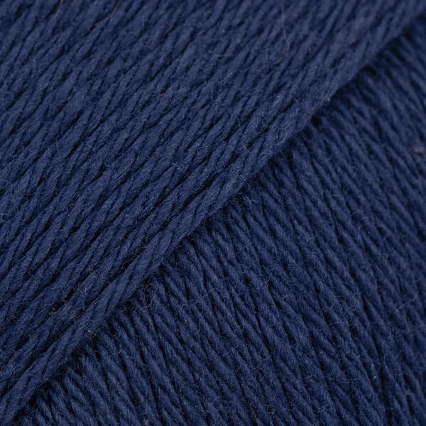 DROPS Magic 05 Navy blue (Uni Colour)