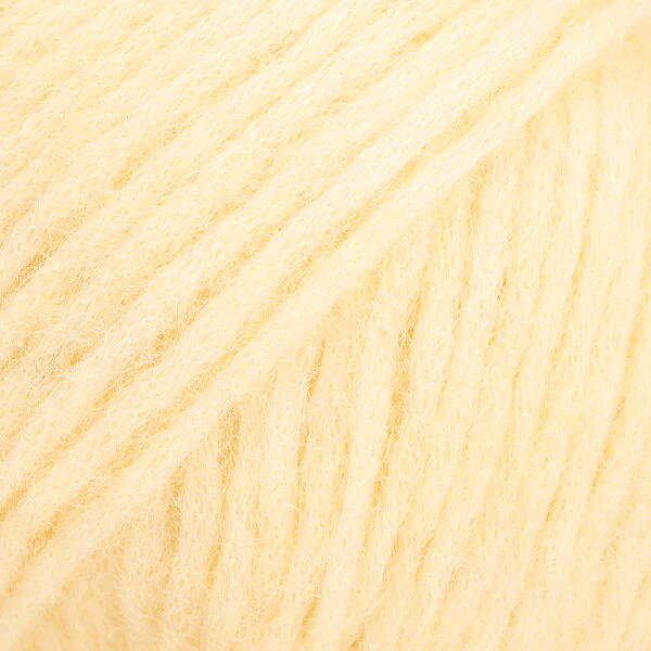DROPS Air 65 Light yellow (Uni Colour)