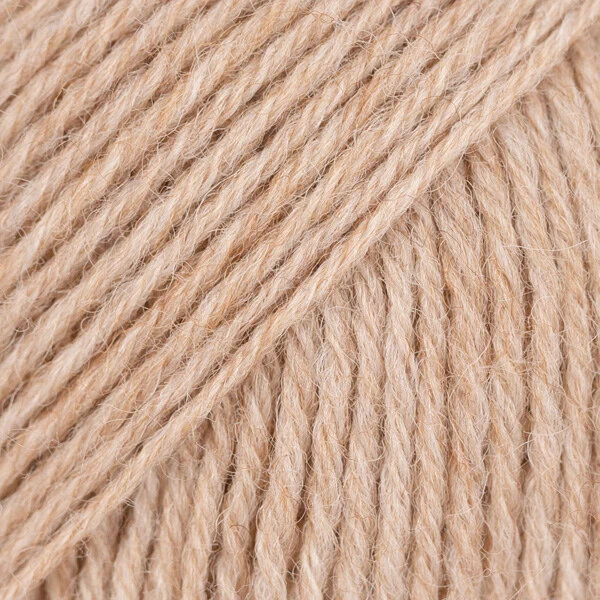DROPS Fabel Uni Colour 123 Peanut