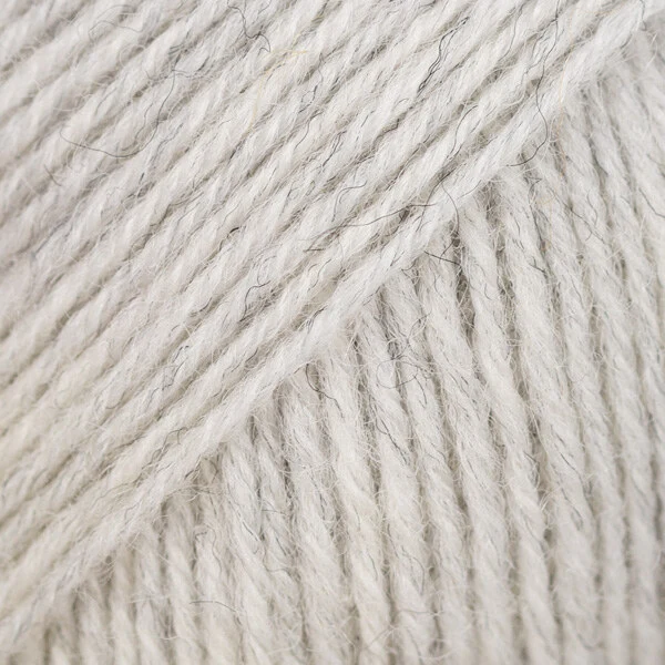 DROPS Fabel Uni Colour 114 Light pearl gray