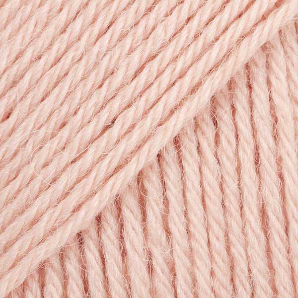 DROPS Nord 27 Light peach