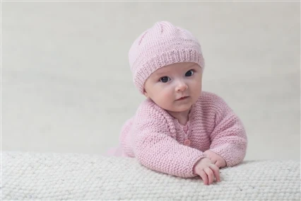 Opskrift fra DU STORE ALPAKKA fra hæftet Maskerader MR32 - Design 3201 Babysett