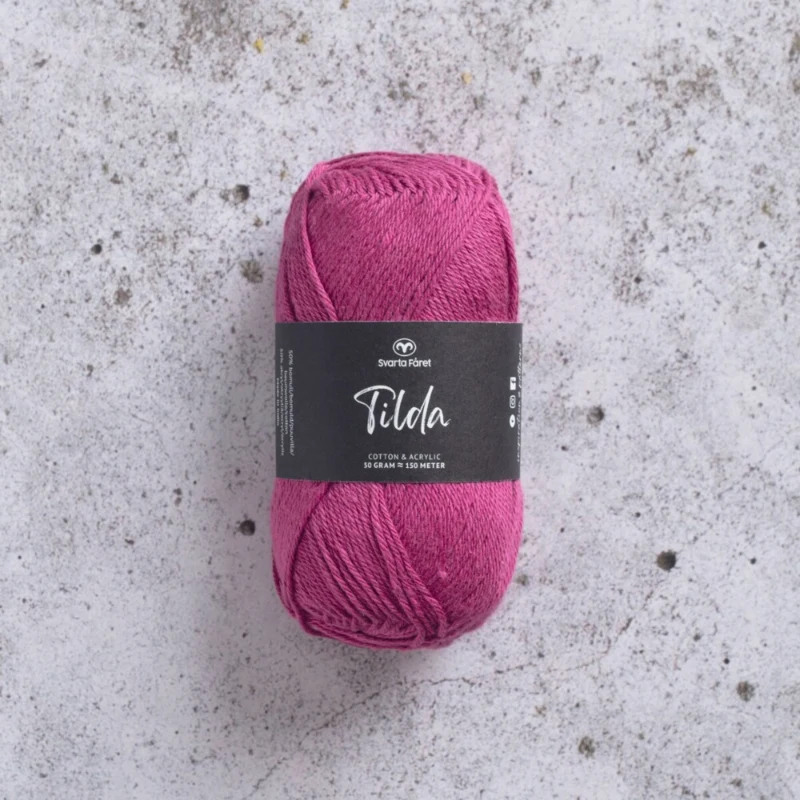Svarta Fåret Tilda 63 Wild berry