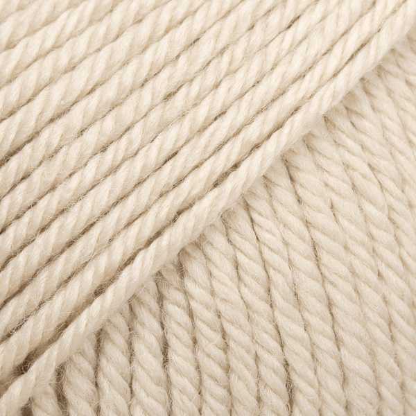 DROPS Daisy 02 Marzipan