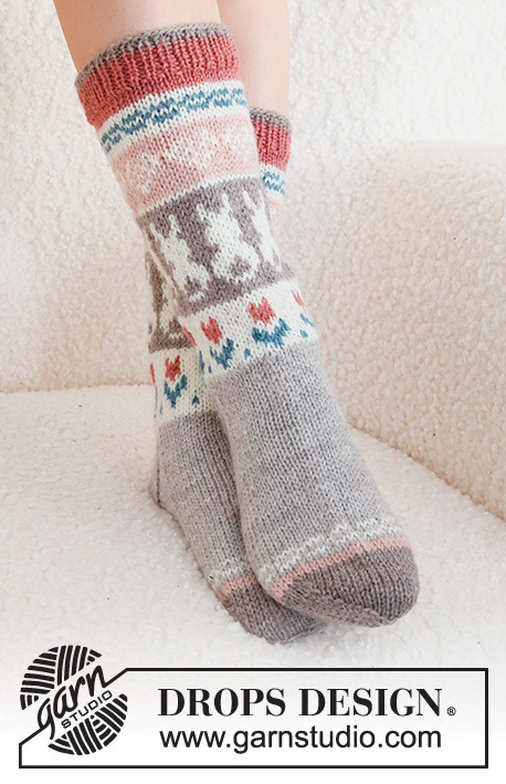 229-34 Dancing Bunny Socks by DROPS Design