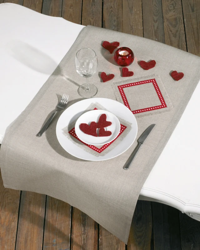 Embroidery Kit Placemat 2 pack 18 x 18 cm / 7 x 7 in