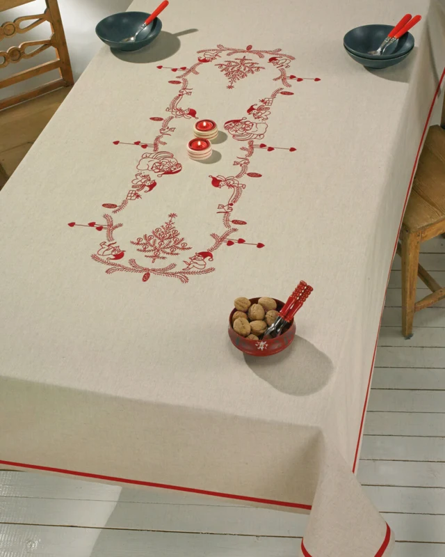 Embroidery Kit Small elves 144 x 234 cm / 56.69 x 92.13 in