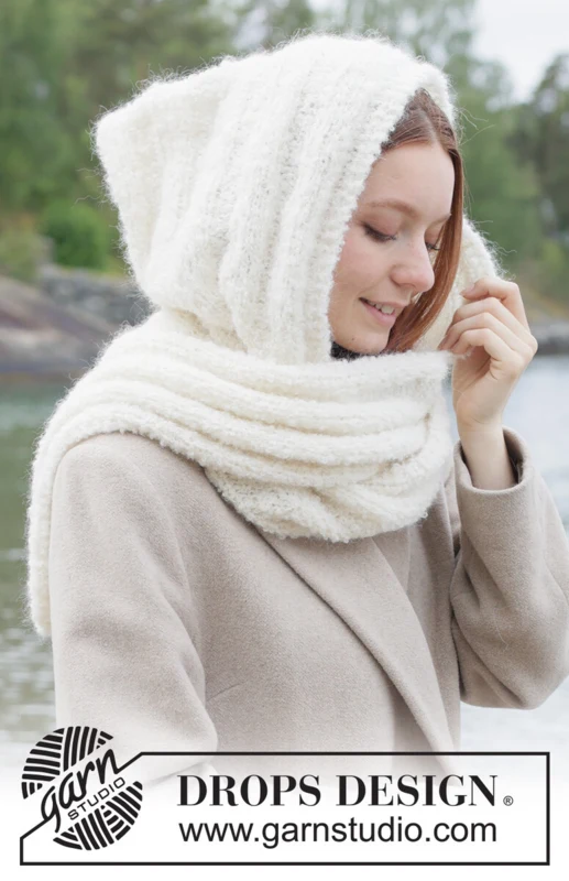 261-6 Robin's Bride Scarf by DROPS Design