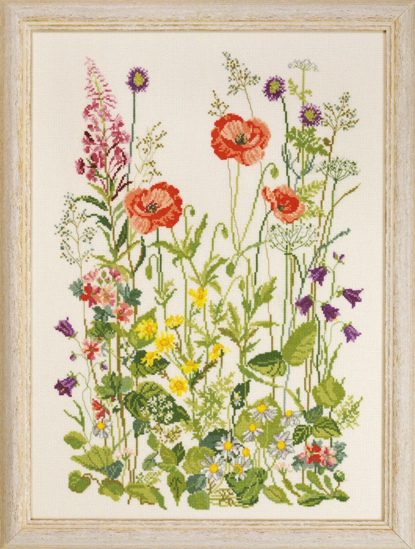 Embroidery Kit Poppies 33 x 45 cm / 12.99 x 17.72 in R5409