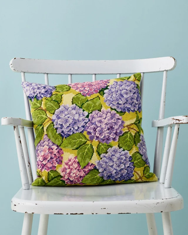 Embroidery Kit Hydrangea 39 x 39 cm / 15.35 x 15.35 in