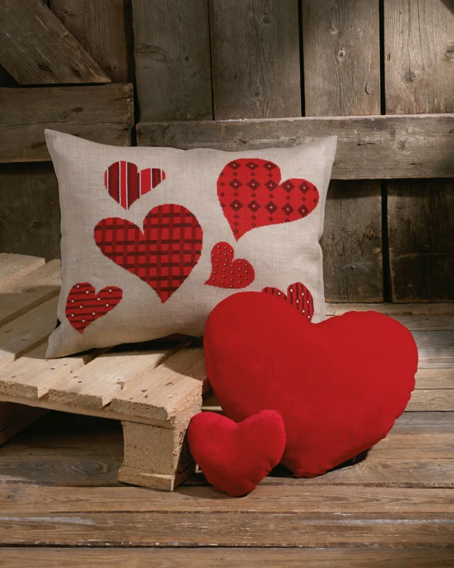 Embroidery Kit Hearts 50 x 40 cm / 19.69 x 15.75 in