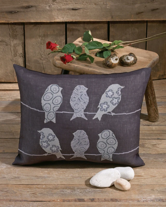 Embroidery Kit Birds on Linen 50 x 40 cm / 20 x 16 in