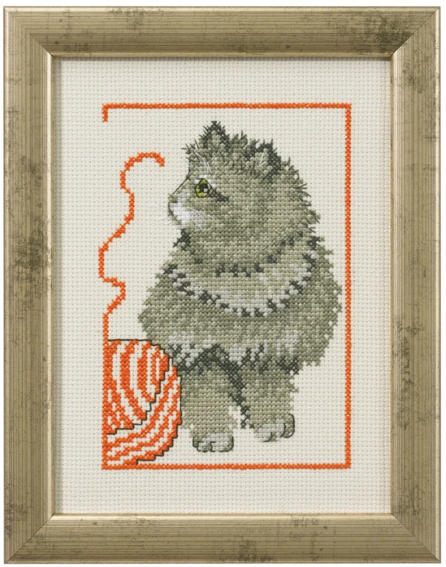 Embroidery Kit Seated Kitten R5359 15 x 20 cm / 5.91 x 7.87 in