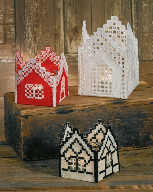 Embroidery Kit Hardanger house 8.5 x 8.5 x 10 cm / 3.35 x 3.35 x 3.94 in