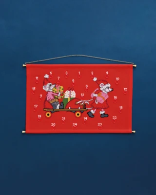 Embroidery Kit Mouse in Roller Skate 46 x 30 cm / 18 x 12 in B5205/46