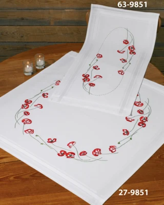 Embroidery Kit Poppies 40 x 80 cm / 15.75 x 31.50 in